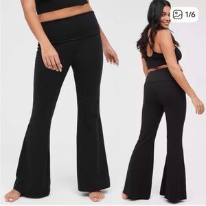 OFFLINE By Aerie Black OG Foldover High Waisted Super Flare Legging NWOT Small S